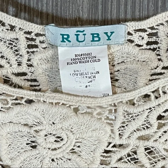 Ruby Crochet Lace Swim Coverup Size Small - Picture 2 of 4